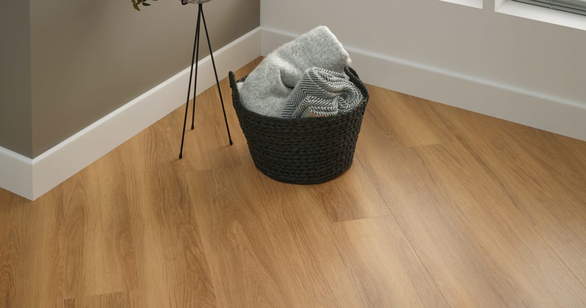 Honey Oak SB5W2504: Click Luxury Vinyl tiles from the Amtico Click